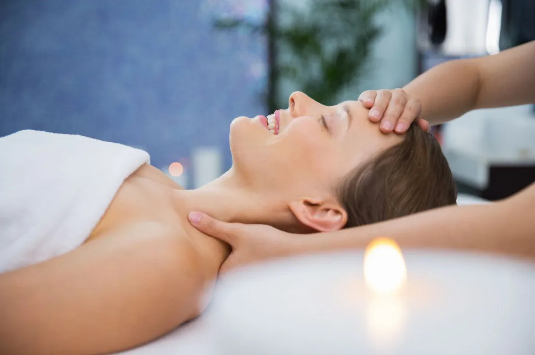 Sesión de masaje terapéutico